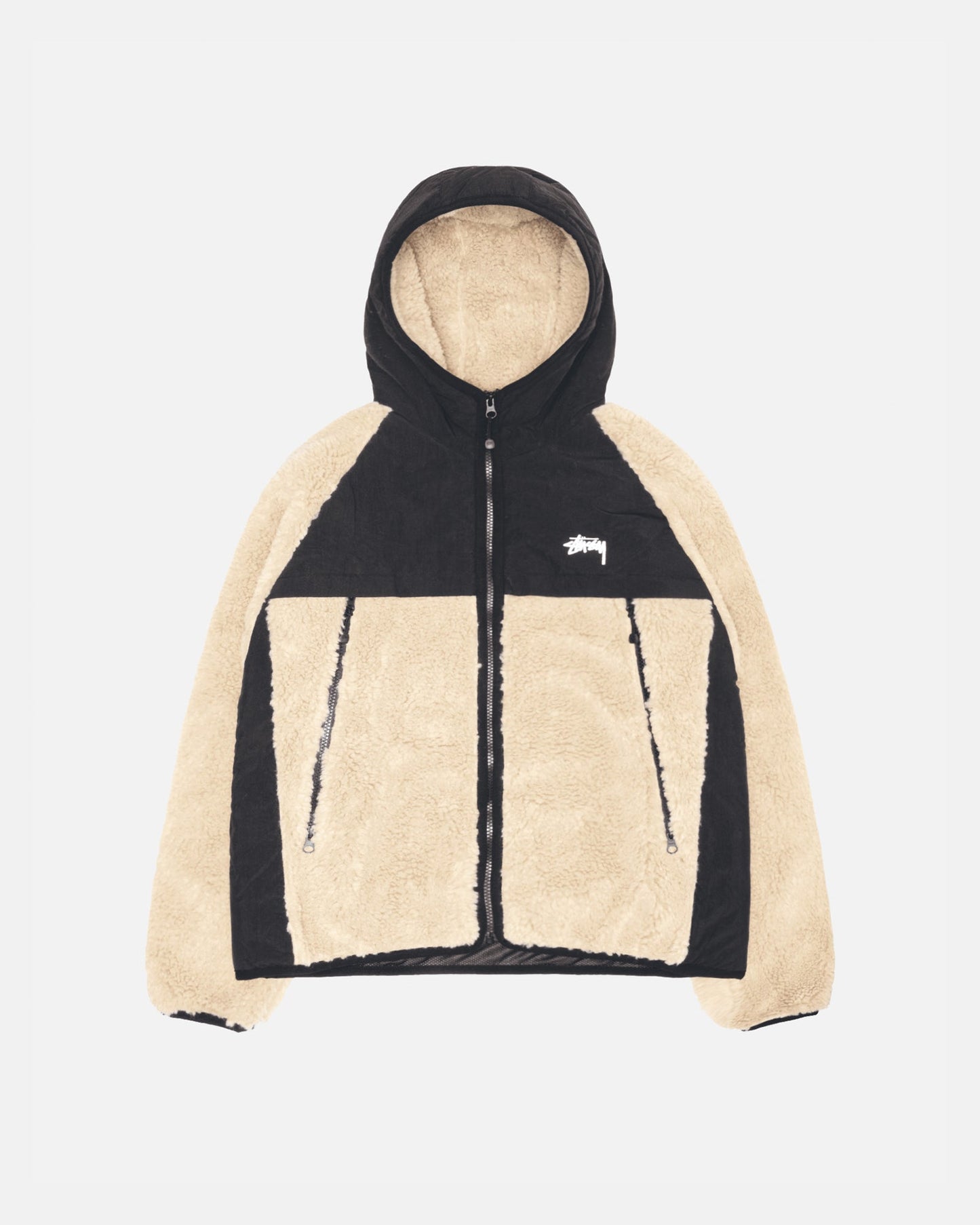 VESTE À CAPUCHE SHERPA ET EMPIÈCEMENTS