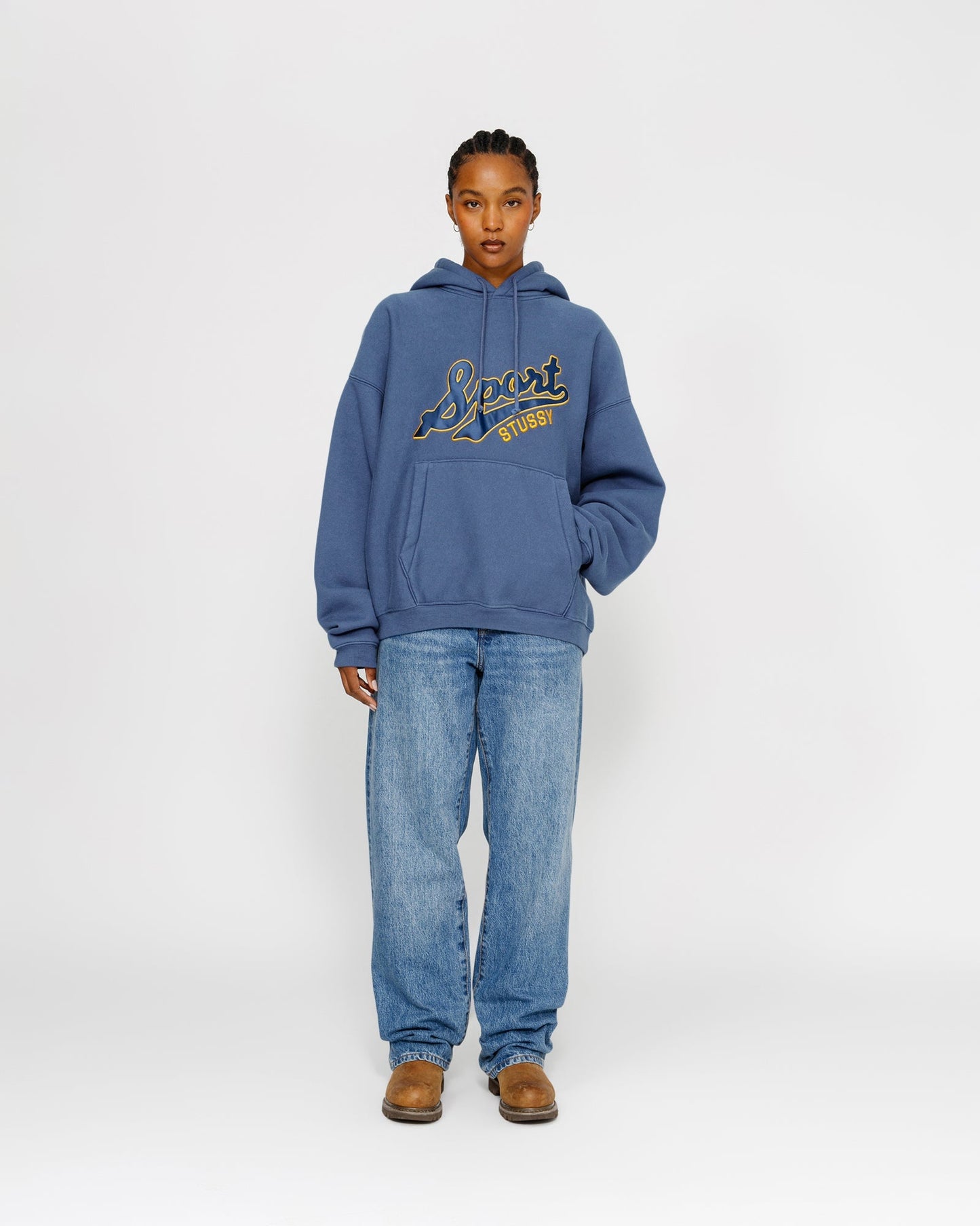 SWEAT À CAPUCHE ÉCUSSON SATIN