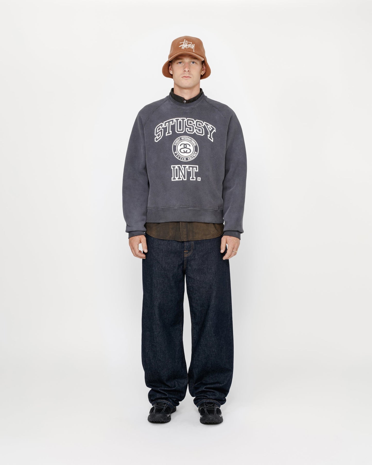 PULL MOLLETON RAGLAN TYPE VARSITY SURJETÉ