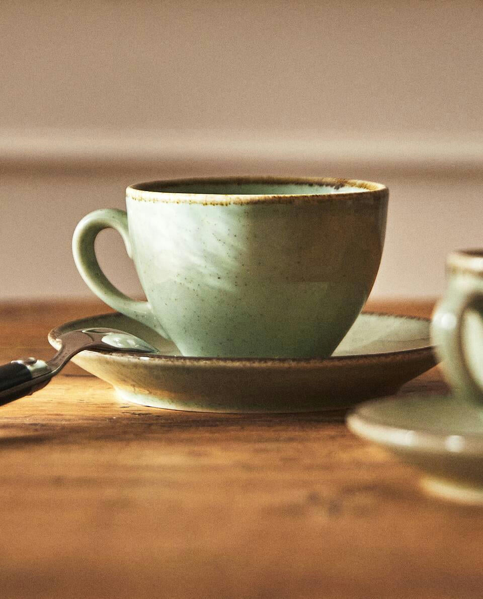 RIM DETAIL TEACUP