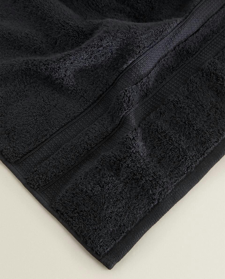 EXTRA SOFT TOWEL WITH DOUBLE BORDER