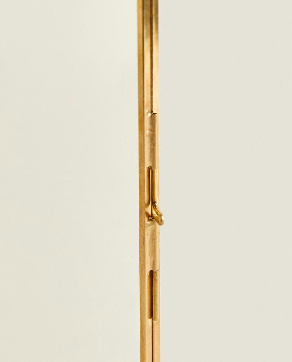 GOLD FRAME