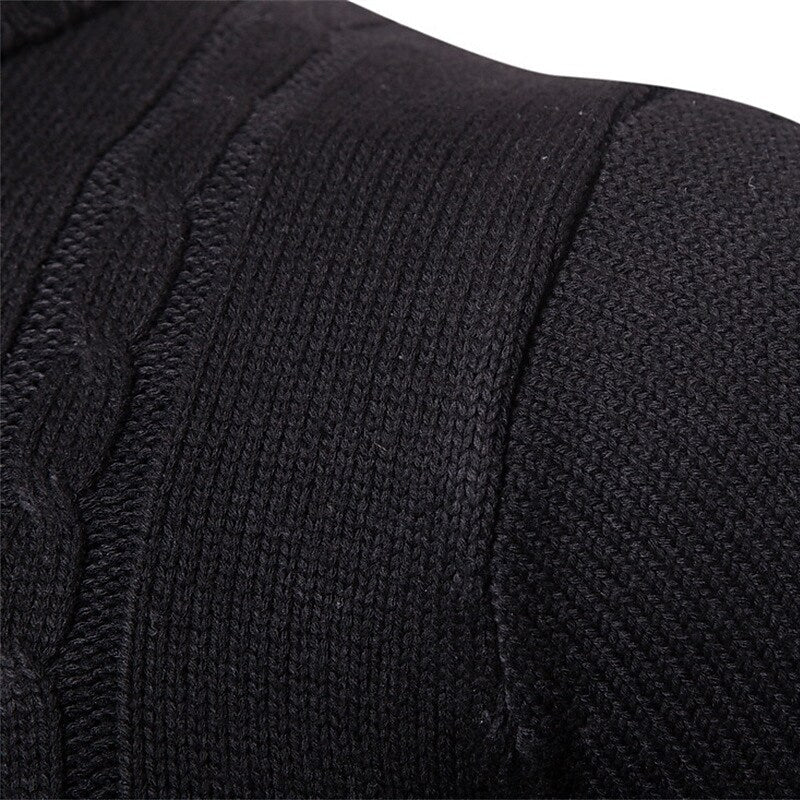 Pull basique en tricot torsadé à col roulé pour homme