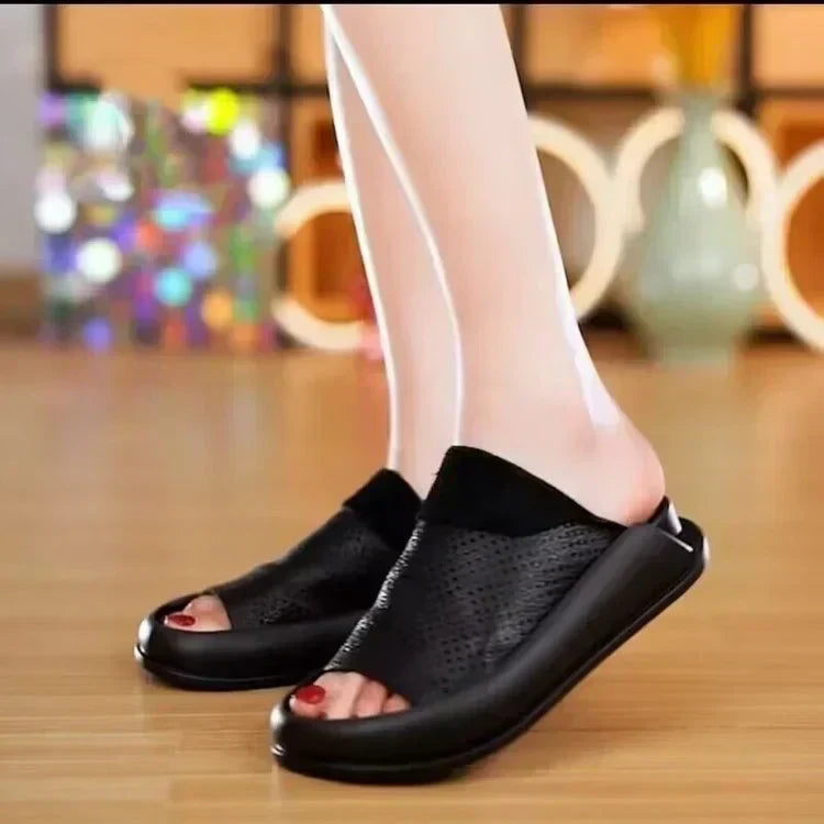Pantoufles compensées en cuir italien LetcloTM pour femme